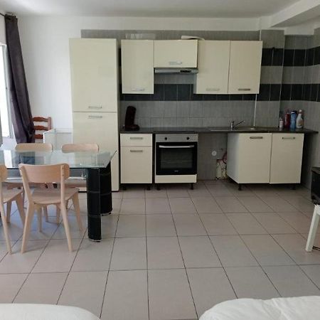 T1 Vieux Port Opera Apartment Marseille Bagian luar foto